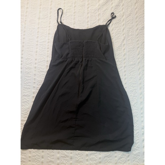 Abercrombie Black Babydoll Tank Top Size M Smocked Back Flowy - Picture 2 of 8